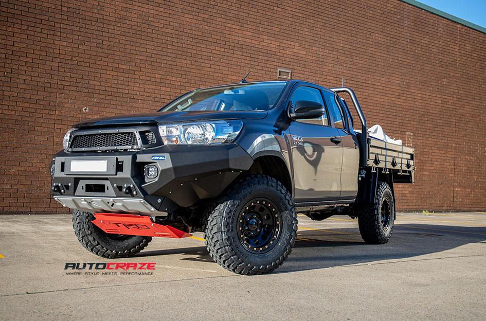 TOYOTA HILUX N80 4WD D LOCKER BLACK
